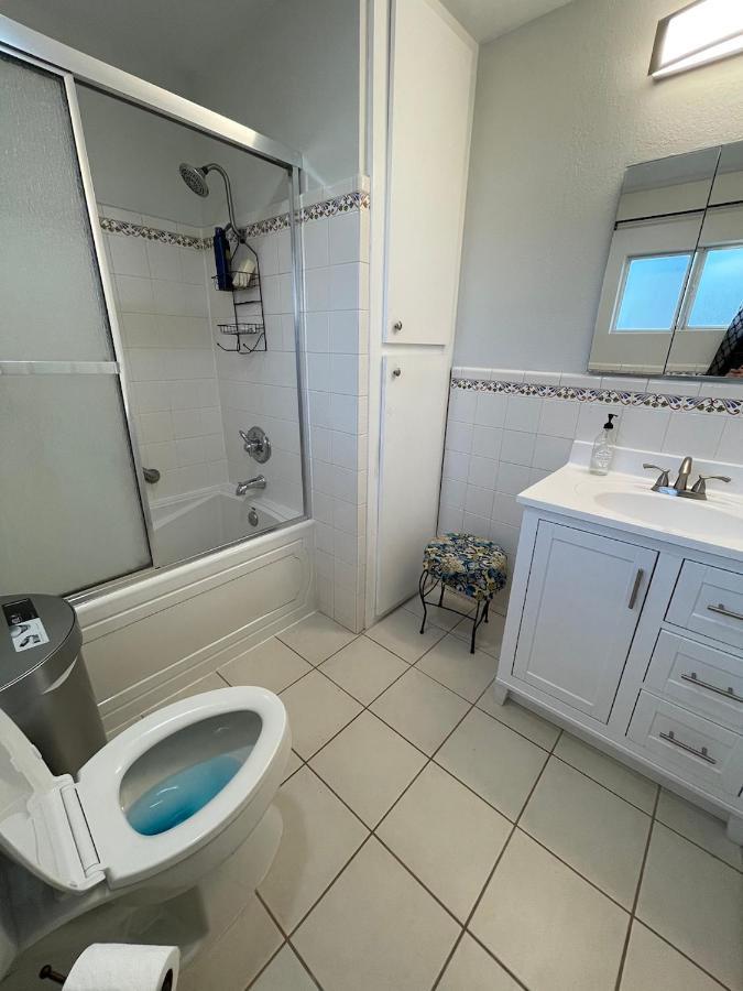 Private Room In Los Angeles With Wifi, Tv, And View Of Hollywood Sign & Shared Kitchen Ngoại thất bức ảnh