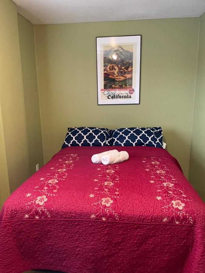 Private Room In Los Angeles With Wifi, Tv, And View Of Hollywood Sign & Shared Kitchen Ngoại thất bức ảnh