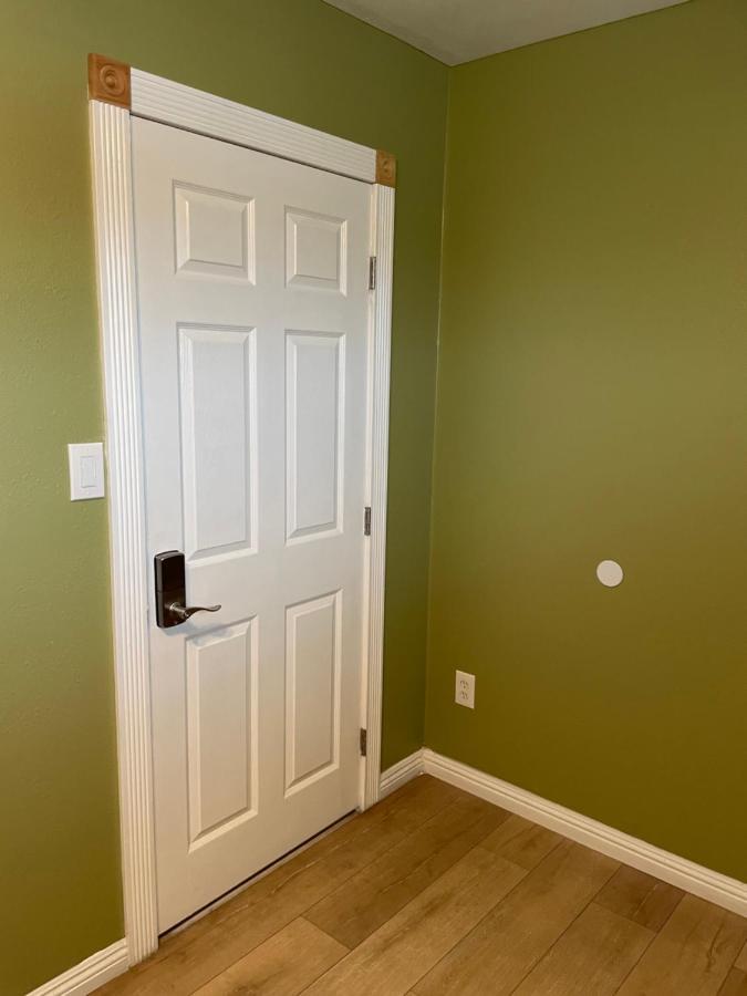 Private Room In Los Angeles With Wifi, Tv, And View Of Hollywood Sign & Shared Kitchen Ngoại thất bức ảnh